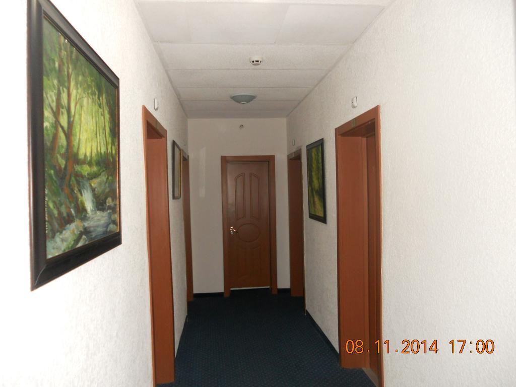 Family Hotel Helios Sevlievo Camera foto